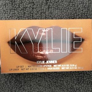 Kylie lip kit trio